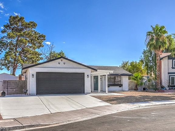 2nd image of 4933 Carmichael Ave