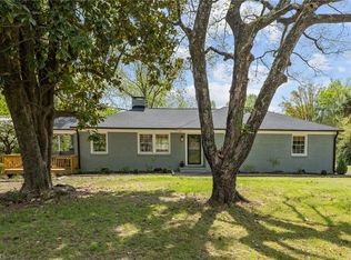 4120 Holts Chapel Rd, Greensboro, NC 27401