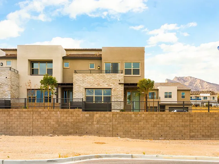 1432 Song Lark Ln — Photo 2