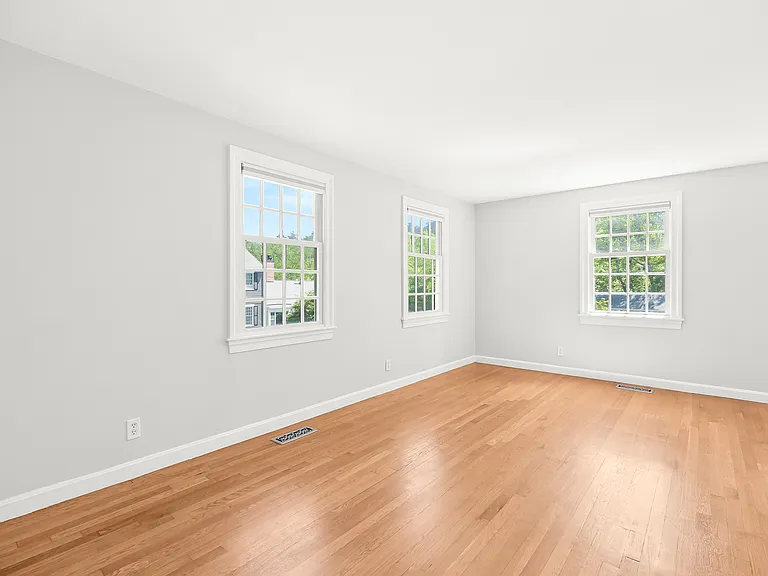88 Jericho Rd — Photo 8
