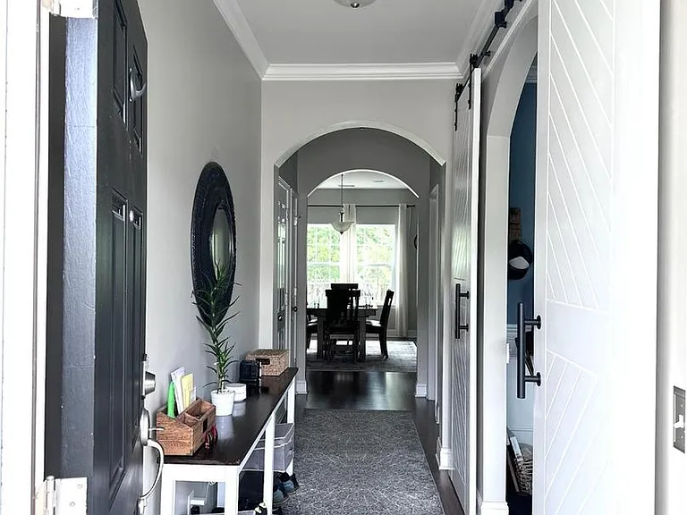 120 Richmond Walk Dr — Photo 2