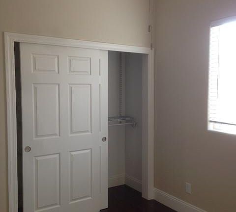 4th image of 569 N San Pedro St APT 4