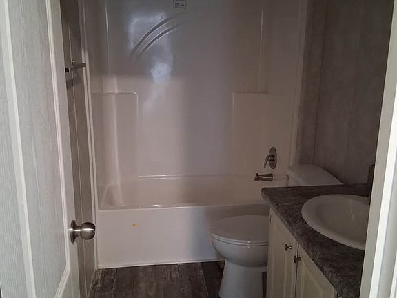 3rd image of 1019 W Main St #11