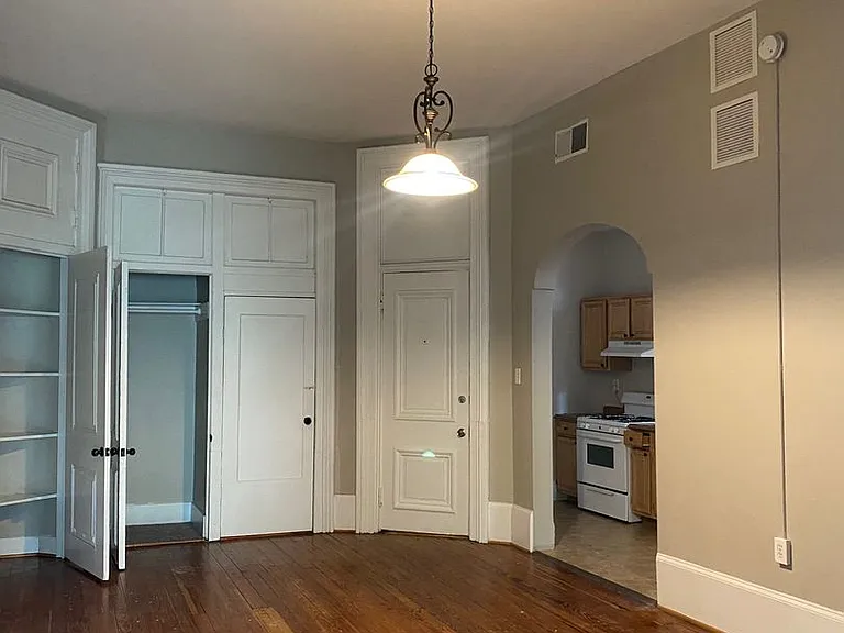 1410 Eutaw Pl — Photo 5