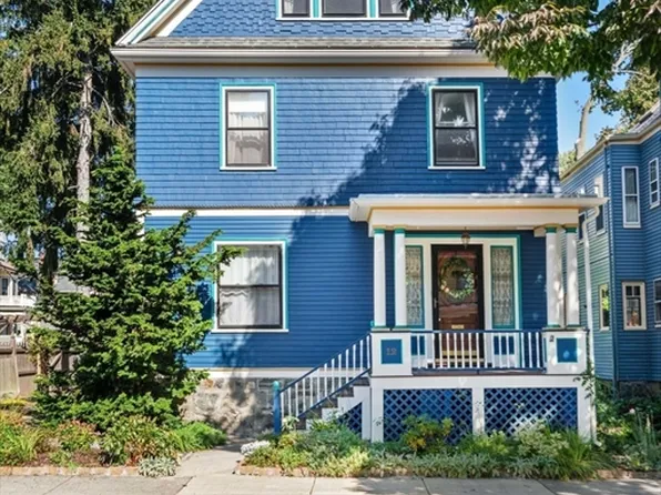 12 Ashmont St, Dorchester, MA 02124