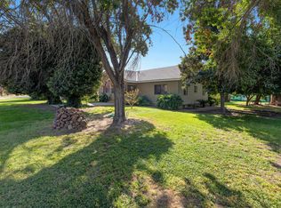 345 W Jayne Ave, Tipton, CA 93272