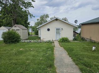 6829 E Harrold Rd, Churubusco, IN 46723