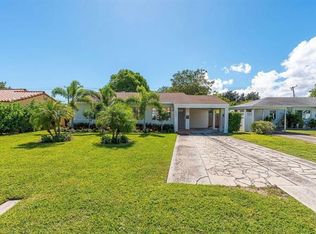 1032 Macy St, West Palm Beach, FL 33405