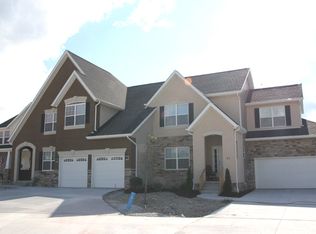 43 Nestico Dr, Cuyahoga Falls, OH 44223