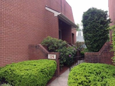 465 Mix Ave, A.k.a. 124 Promenade #C6, Hamden, CT, 06514