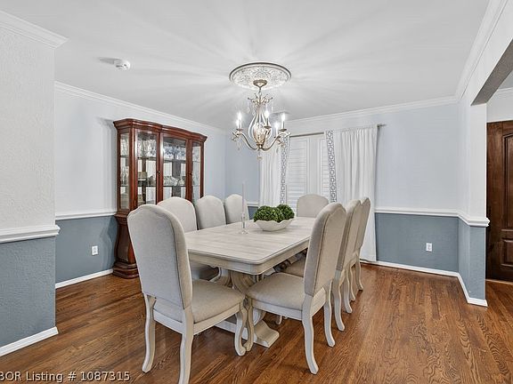 4th image of 10500 Jenny Lind Rd