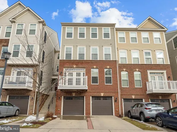 25236 Orchard View Ter, Chantilly, VA 20152