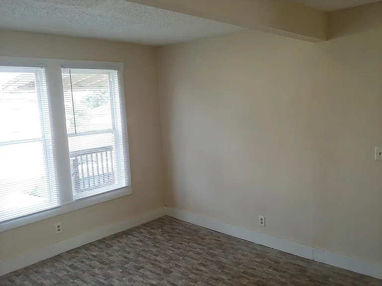 423 Main St #A — Photo 7