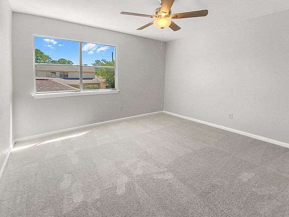 4th image of 12035 Champion Forest Dr