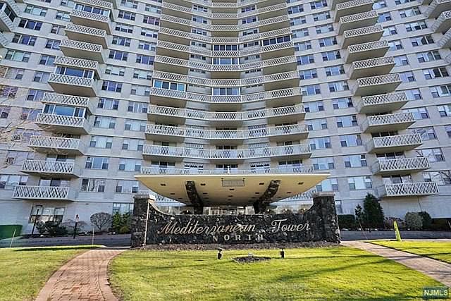 1st image of 2100 Linwood Ave #19L