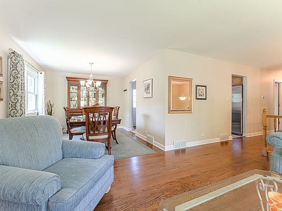 5th image of 12530 S Massasoit Ave
