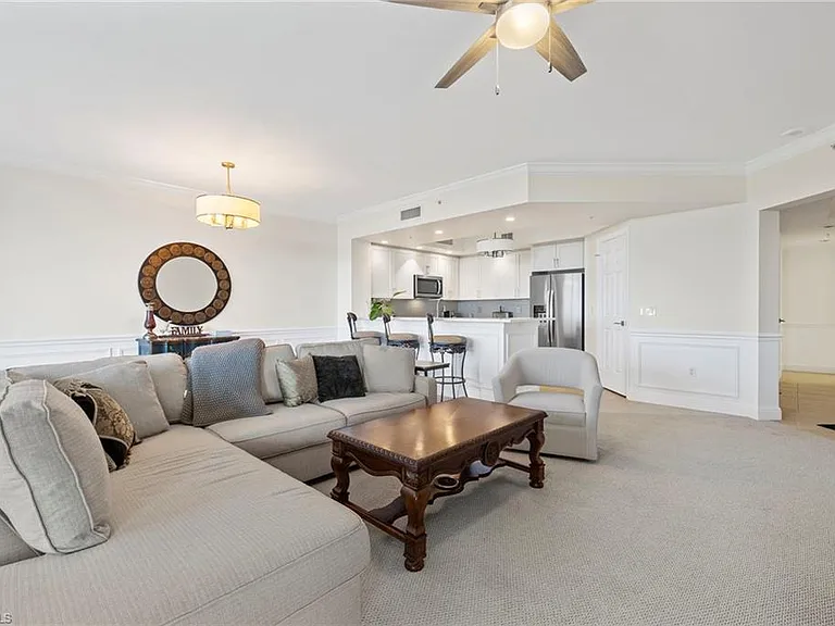 1065 Borghese Ln #403 — Photo 3