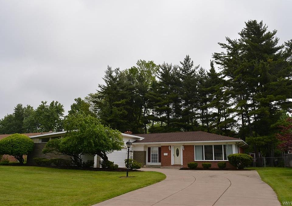 1st image of 25 Tristan Ln