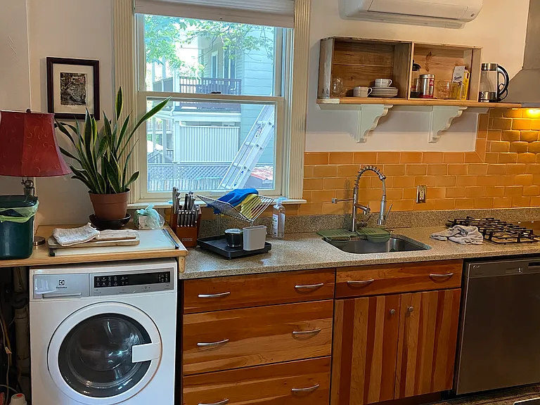 602 Franklin St #1 — Photo 10