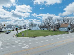 800 W Monmouth St, Abingdon, IL 61410