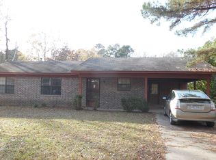 315 Cedar St, Stamps, AR 71860