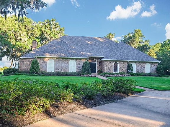 2nd image of 217 Golfview Dr
