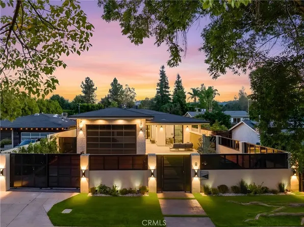 11826 Kling St, Valley Village, CA 91607