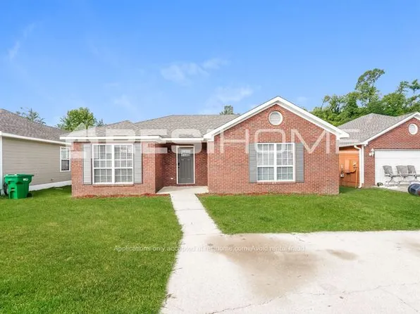 1041 Georgetown Ln, Fultondale, AL 35217