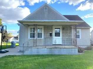 321 W 3rd St, Spring Valley, IL 61362