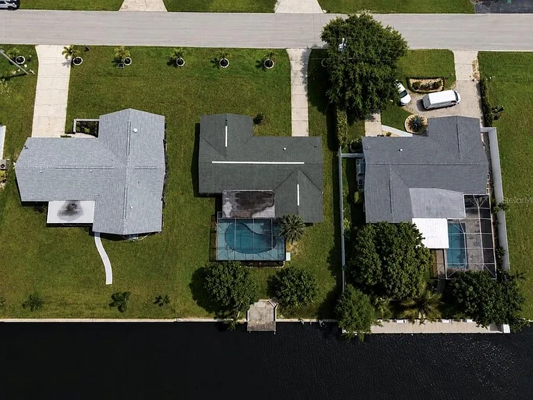 1725 Bikini Ct — Photo 39