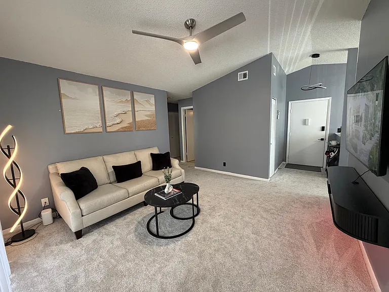 6540 Chasewood Dr #F — Photo 5
