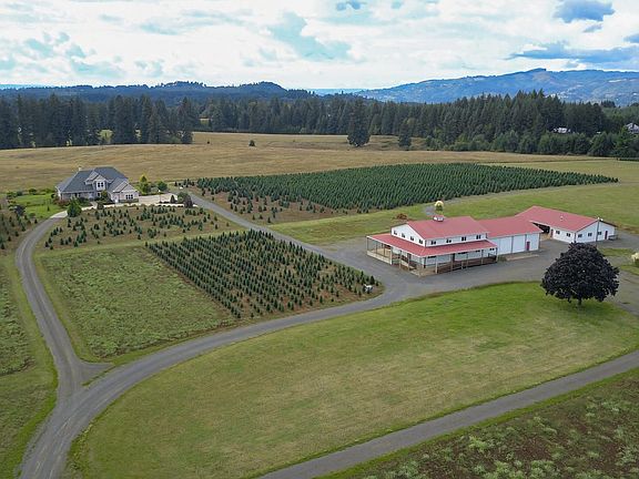 3rd image of 3604 NE 379th St