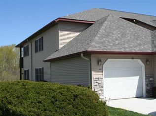 461 Eberlein Ct, Mauston, WI 53948