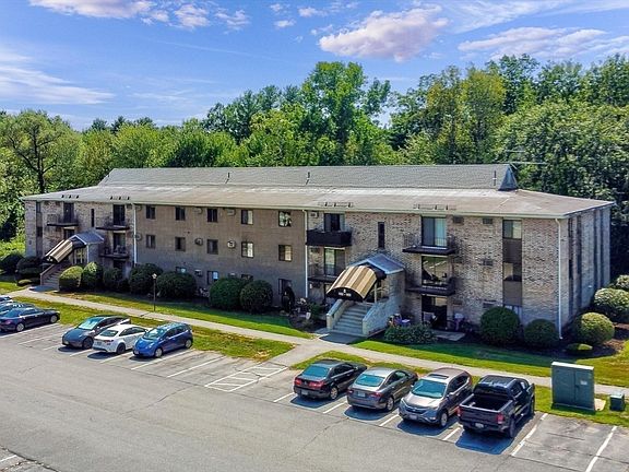 3rd image of 440 North Ave APT 186