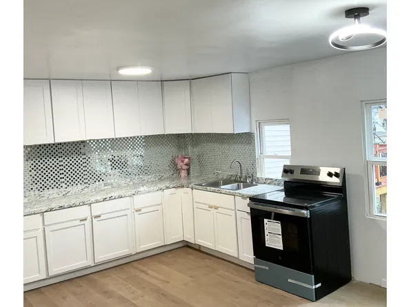 260 Brown St, Tamaqua, PA 18252