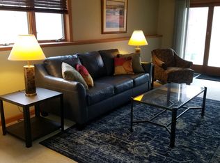 9 Mountain Laurel Ln, Danbury, CT 06811