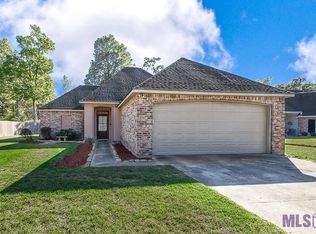 7020 Chandler Bluff Rd, Denham Springs, LA 70706