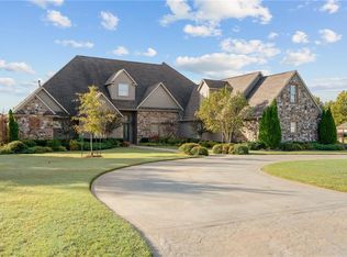 6708 Deerfield Dr, Fort Smith, AR 72916