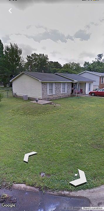 1st image of 14 Crest Ln