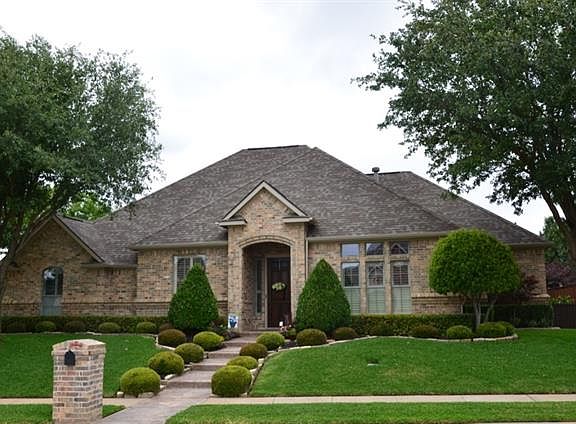 2nd image of 8601 Glenmont Dr