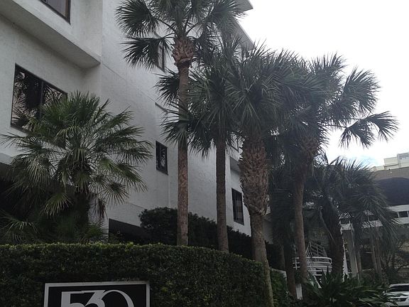 3rd image of 530 Central Blvd