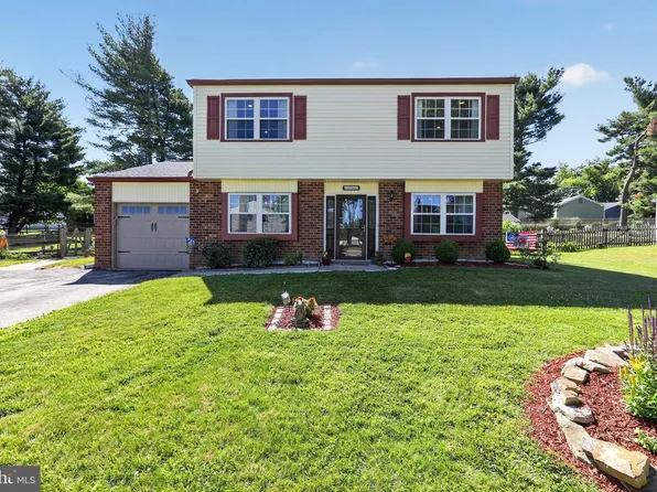 3002 Kimberly Dr, East Norriton, PA 19401