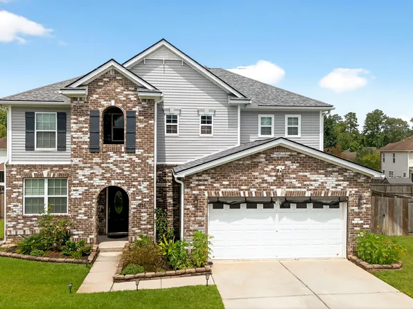 1203 Saffron Ln, Hanahan, SC 29410