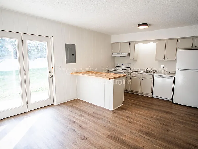 3112 Governor John Sevier Hwy E — Photo 4