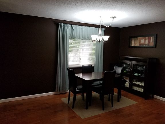 4th image of 126 Oak Forest Dr