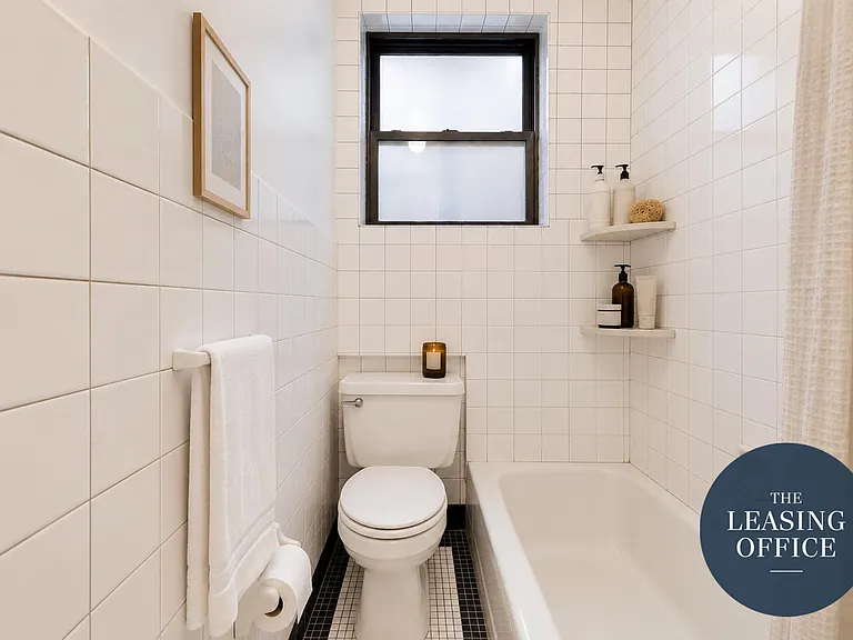 110 Macdougal St #2F — Photo 5