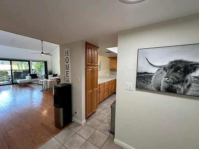 166 Wimbledon Ct — Photo 42
