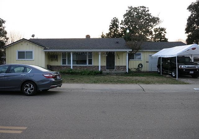 1st image of 1516 W Portola Ave