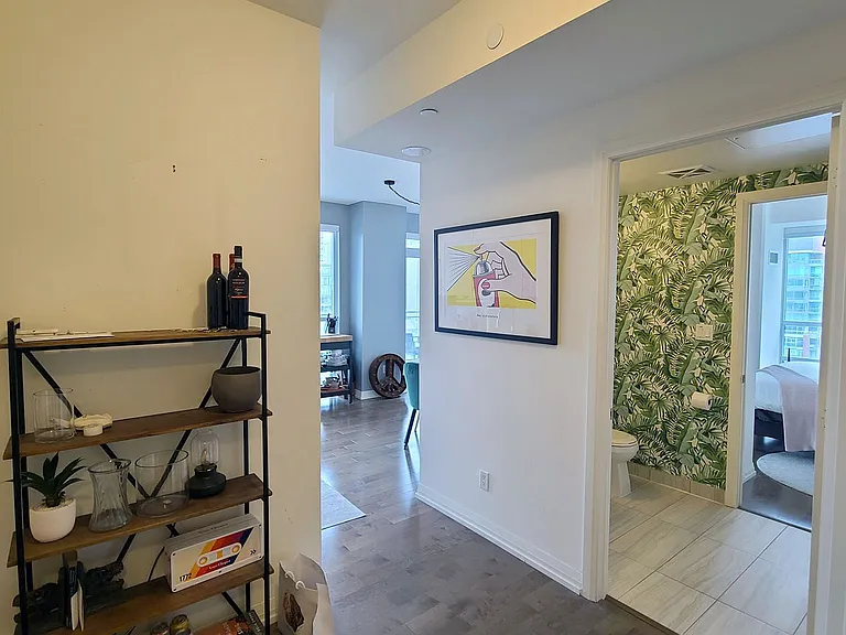 460 Adelaide St E #1515 — Photo 3