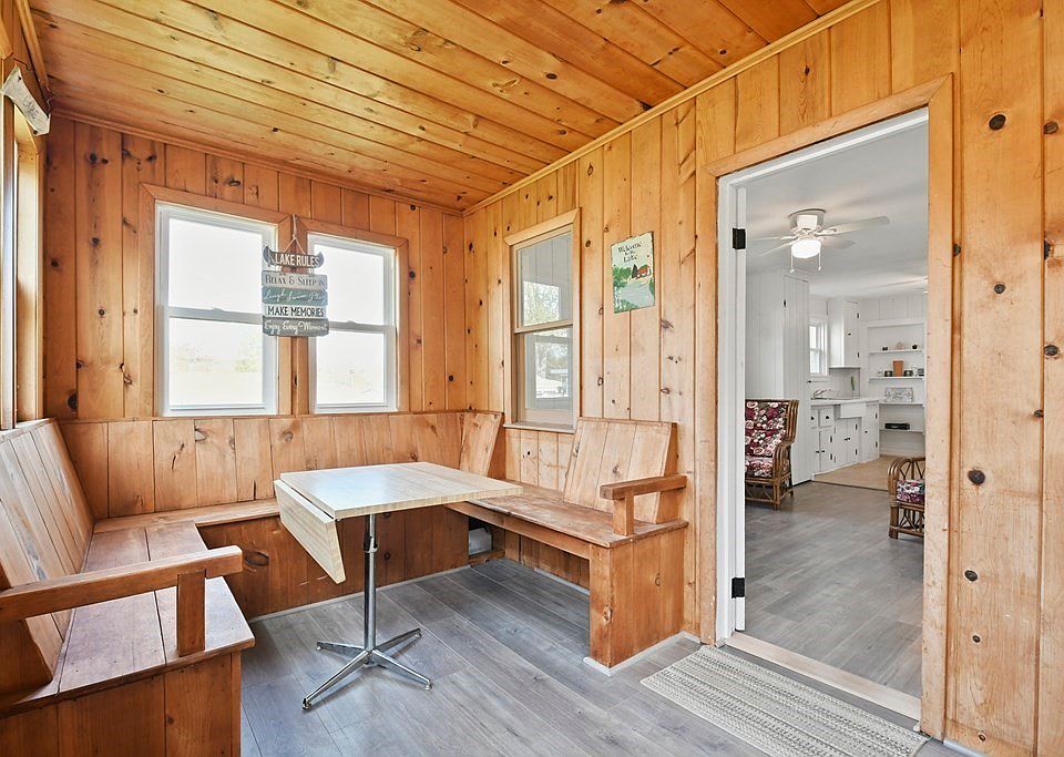 15 Sichols Colony Rd, Wales, MA 01081 Zillow